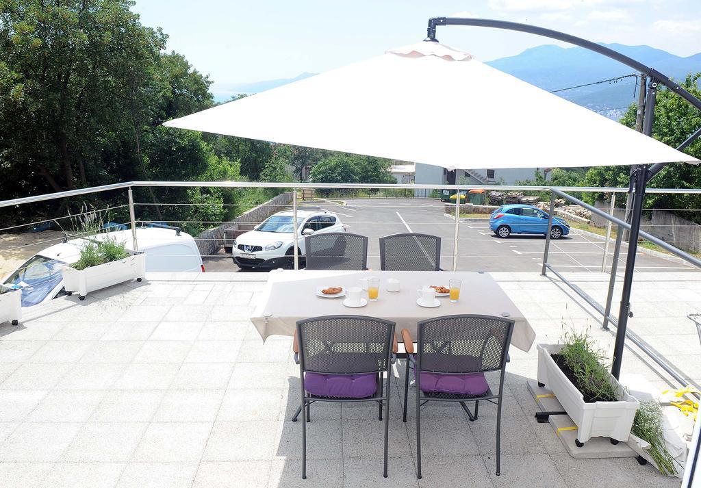 Apartment Livingstone Rijeka Ngoại thất bức ảnh